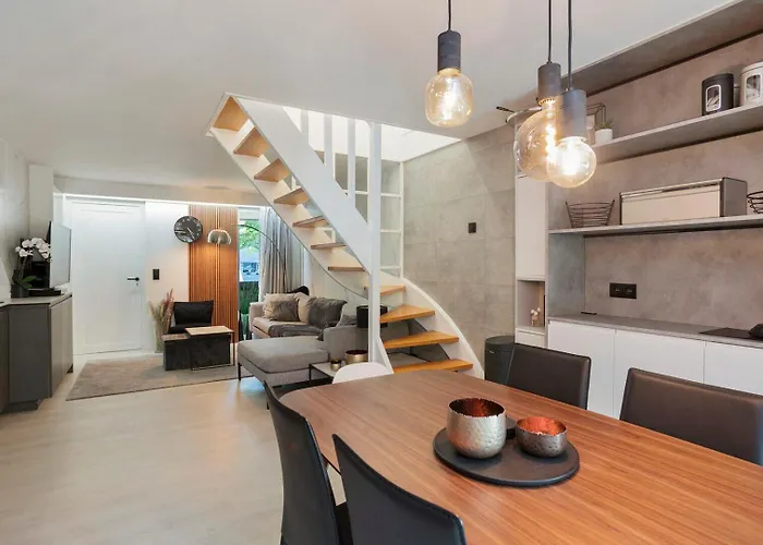 Forest Chalet - Family - Hikers - Digital Nomads - Hs Wifi - Houthalen, Genk, Fijnspar 108